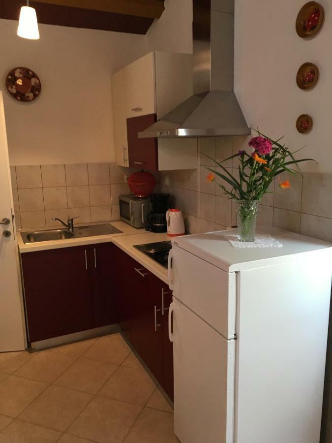 Leca- Small House Медулин Екстериор снимка