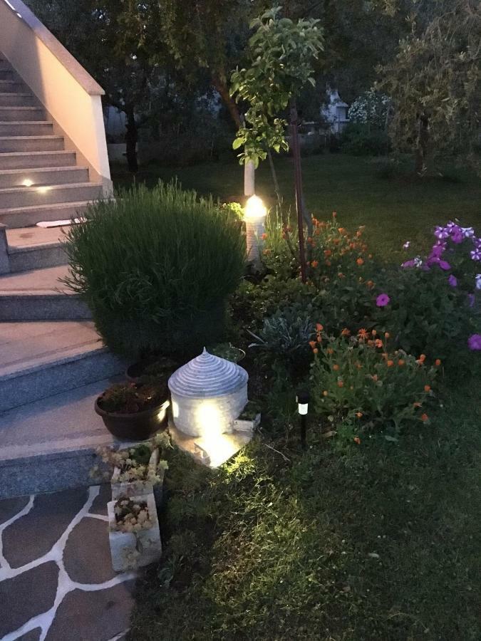 Leca- Small House Медулин Екстериор снимка