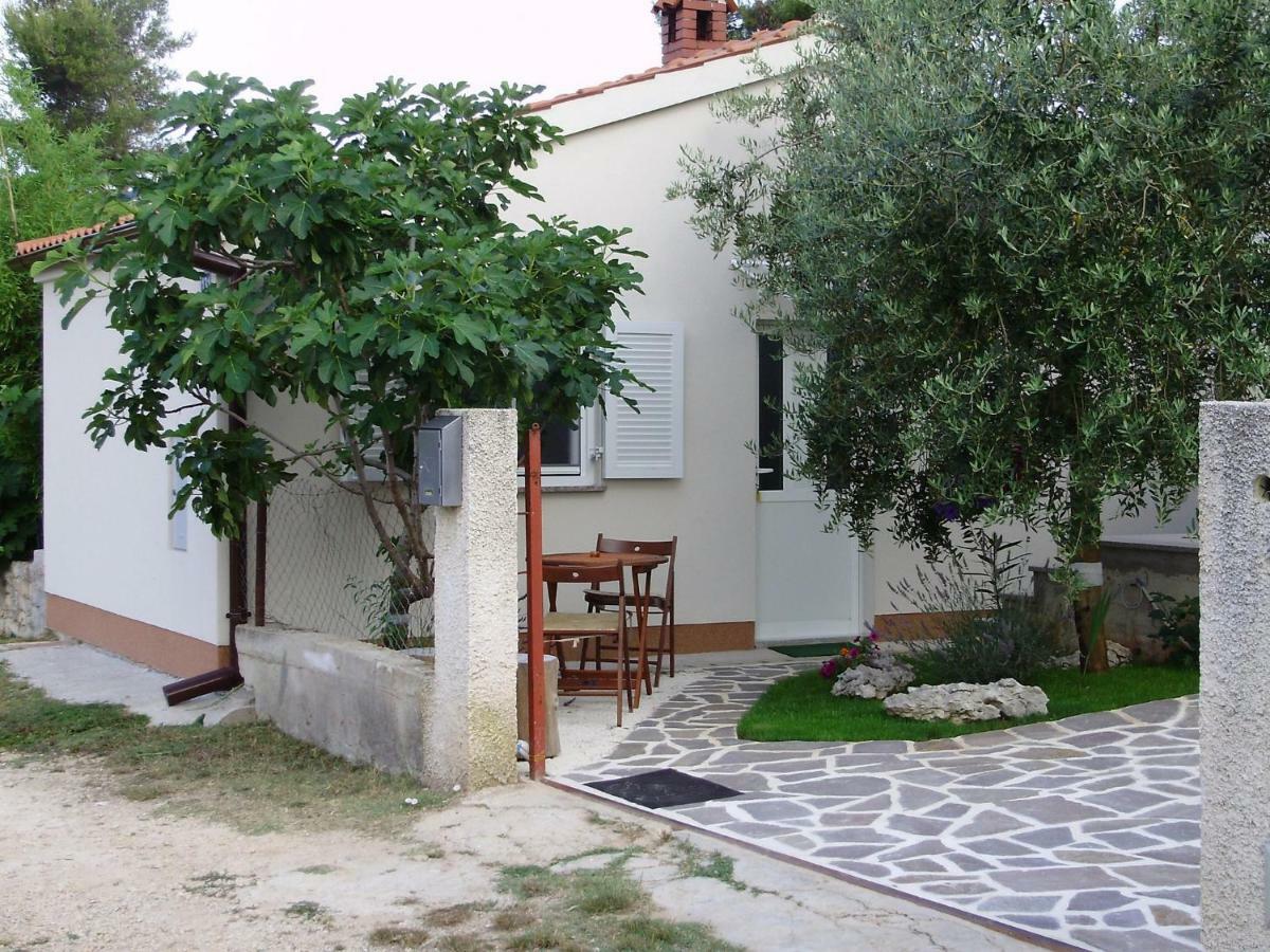 Leca- Small House Медулин Екстериор снимка
