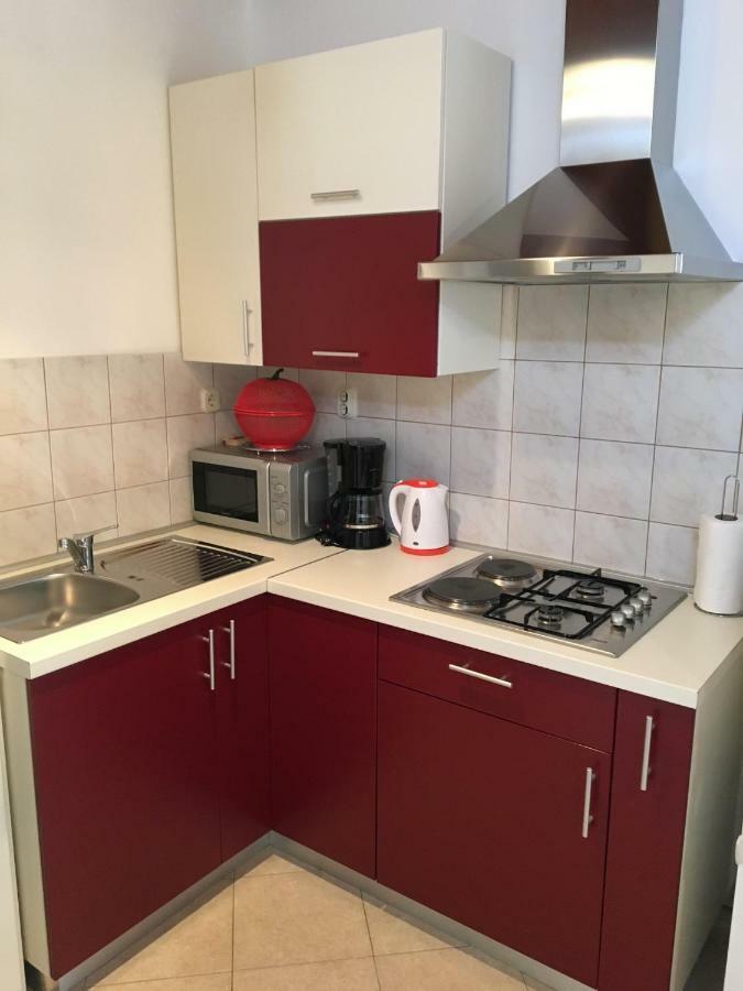 Leca- Small House Медулин Екстериор снимка