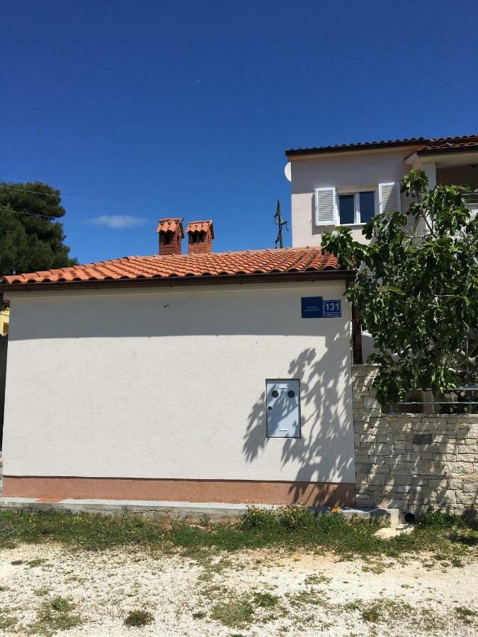 Leca- Small House Медулин Екстериор снимка
