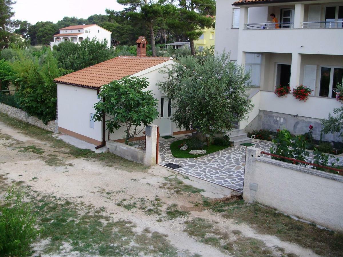 Leca- Small House Медулин Екстериор снимка